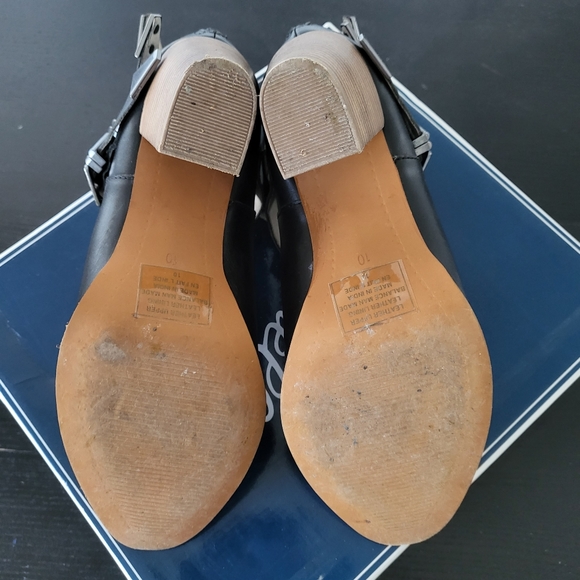 Seychelles Haywire Black Buckle Strap Ankle Booties - Picture 6 of 8